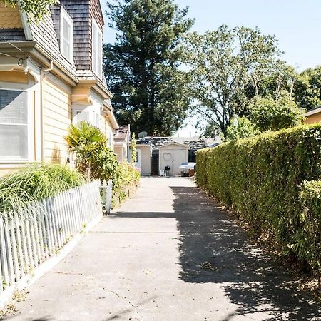 West End Neighborhood Cottage Santa Rosa Eksteriør billede