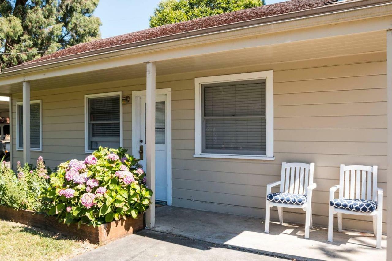 West End Neighborhood Cottage Santa Rosa Eksteriør billede